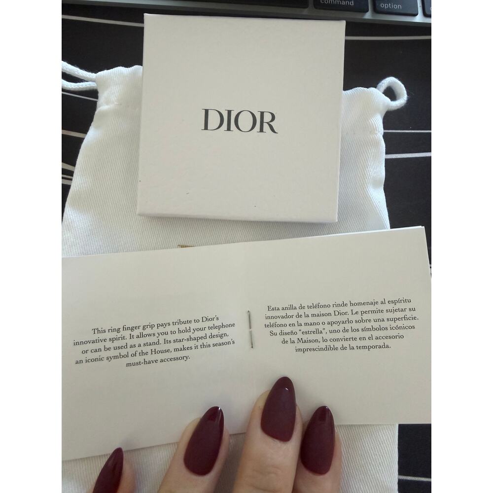 NIB Giftable Dior Phone Case Ring - Picture 4 of 4